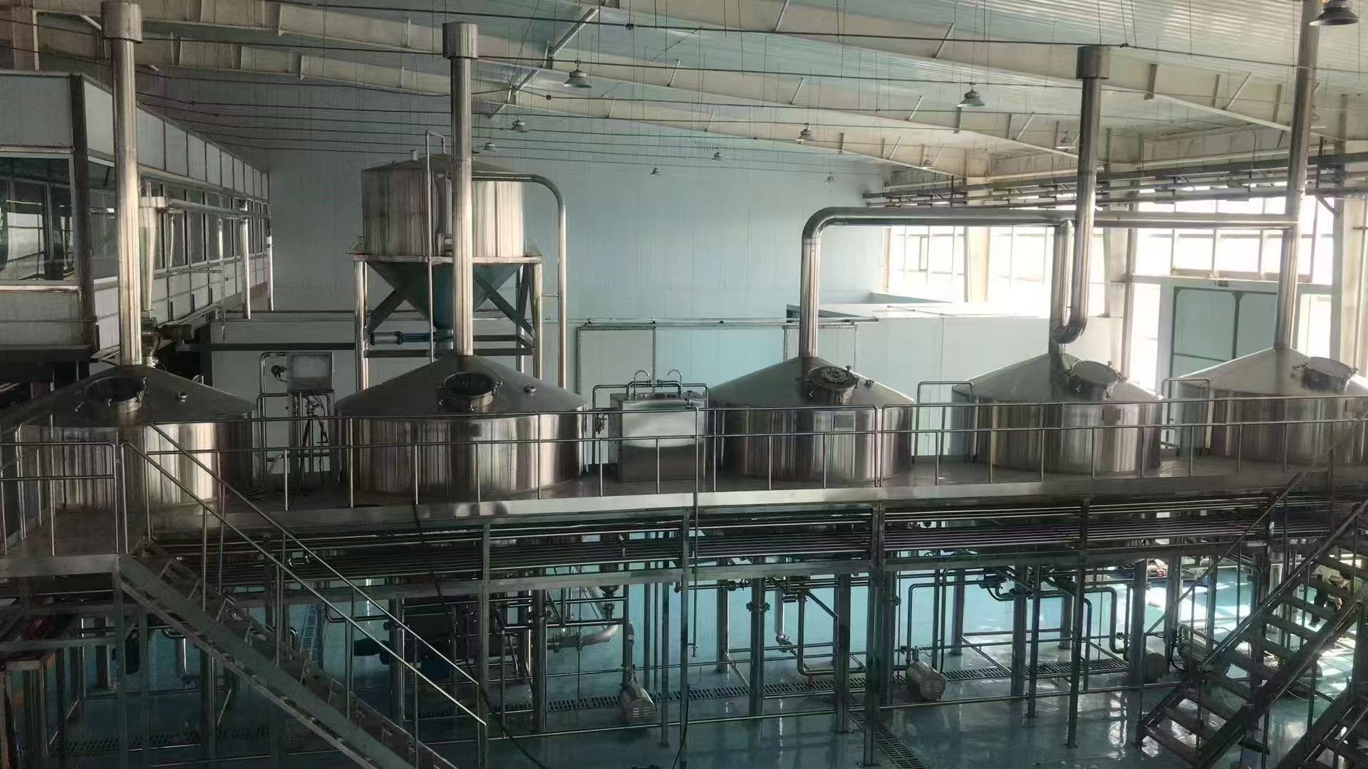河南精酿啤酒设备厂—精酿啤酒设备主要生产工艺与核心技术